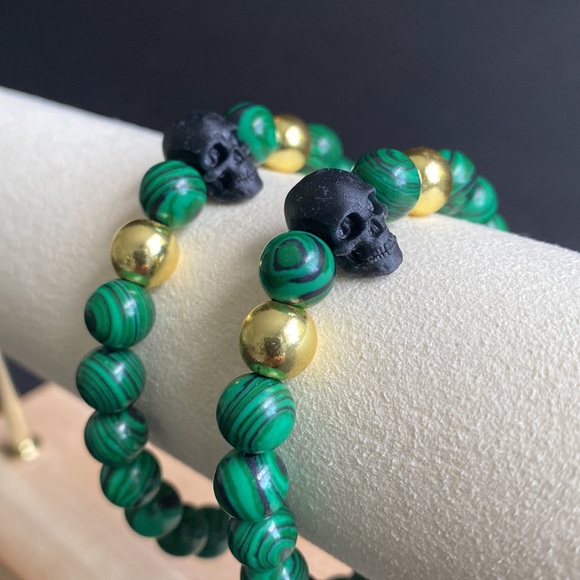 Malachite & Gold Skull Bracelet - Picture 1 of 6